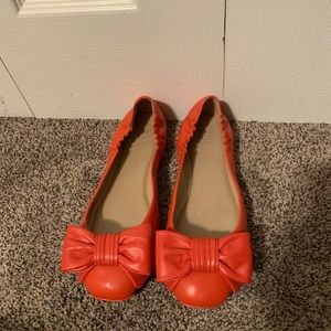 TORY BURCH RED ORANGE BOW FLATS